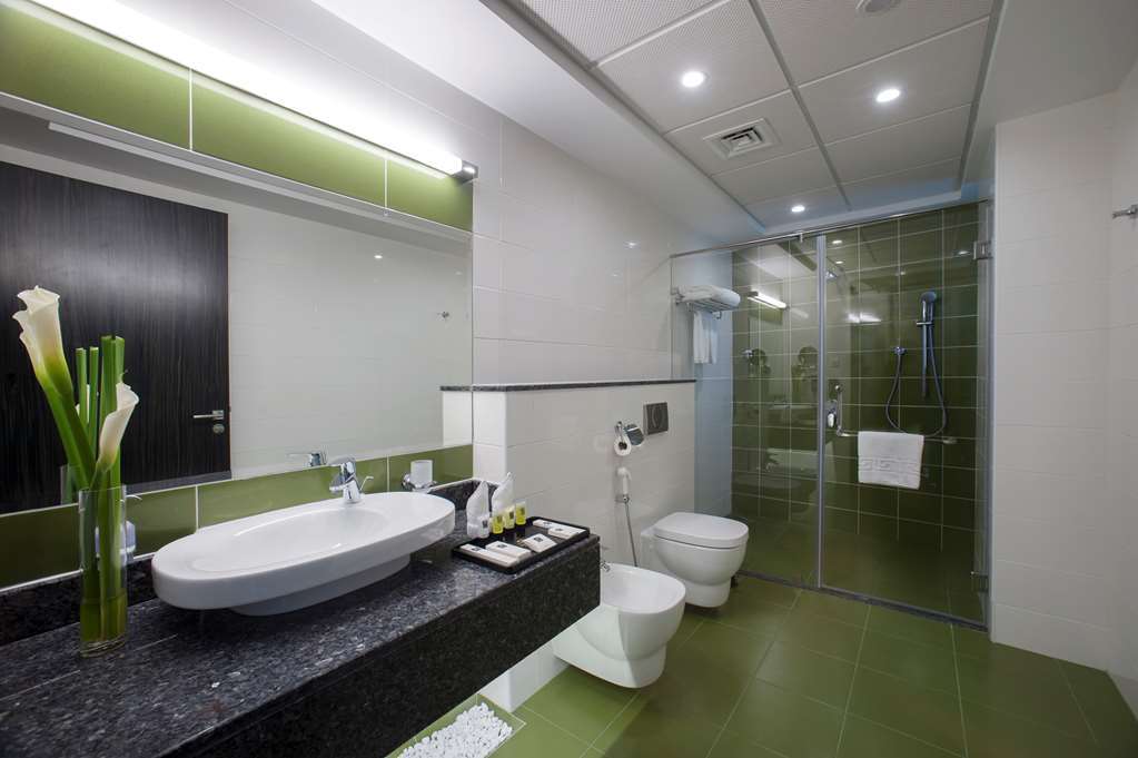 S Hotel Bahrain Sanabis الغرفة الصورة